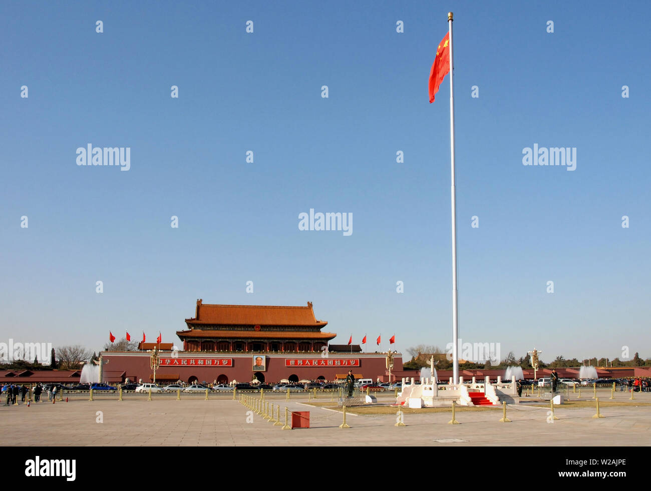 Piazza Tiananmen, Pechino, Cina e la porta della pace celeste. Piazza Tiananmen è un famoso punto di riferimento a Pechino. Tiananmen conduce alla Città Proibita. Foto Stock