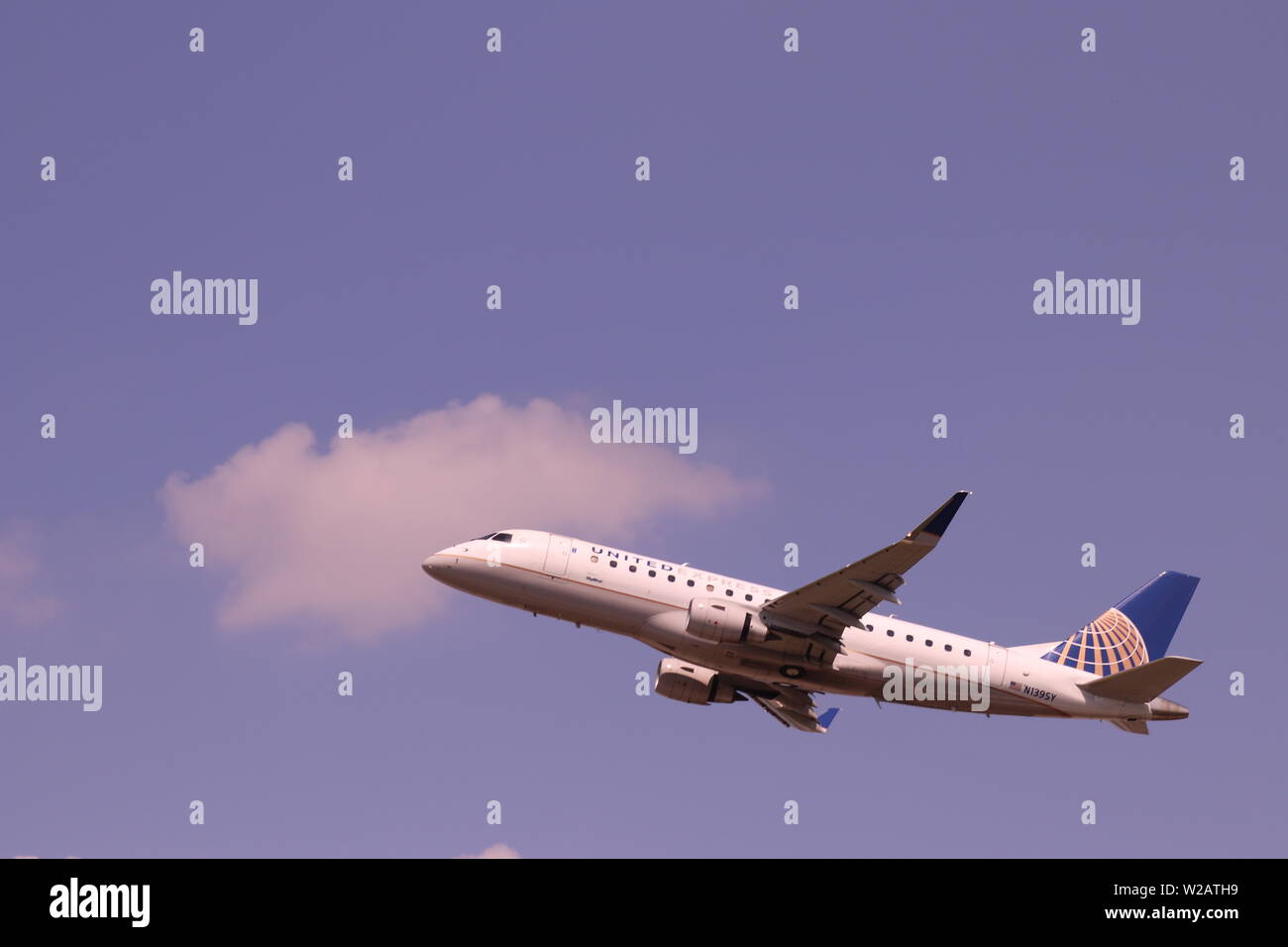 Un regno aereo decollare a CLT Foto Stock