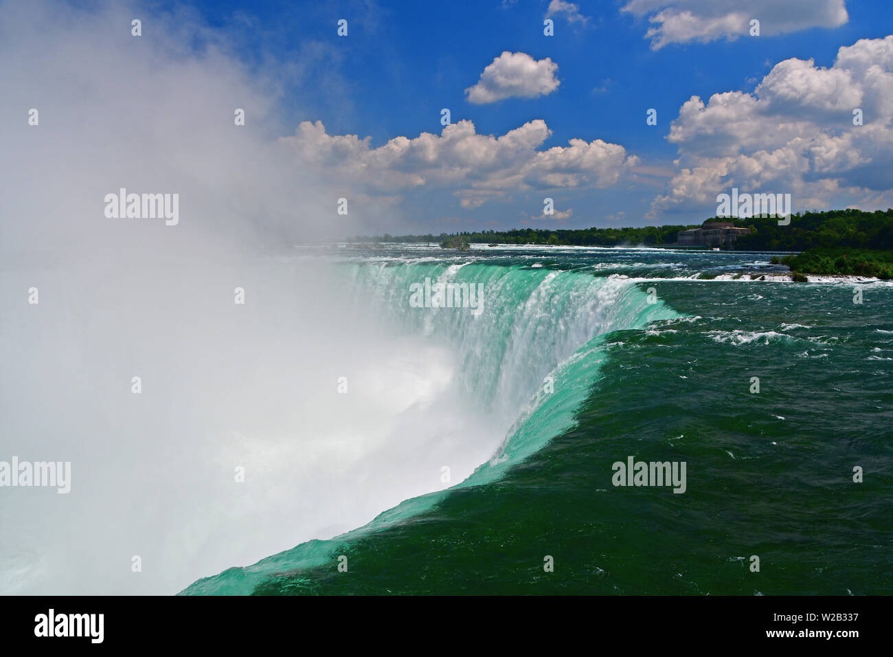 La maestosità delle Cascate Horseshoe in Niagara Falls, Ontario, Canada Foto Stock