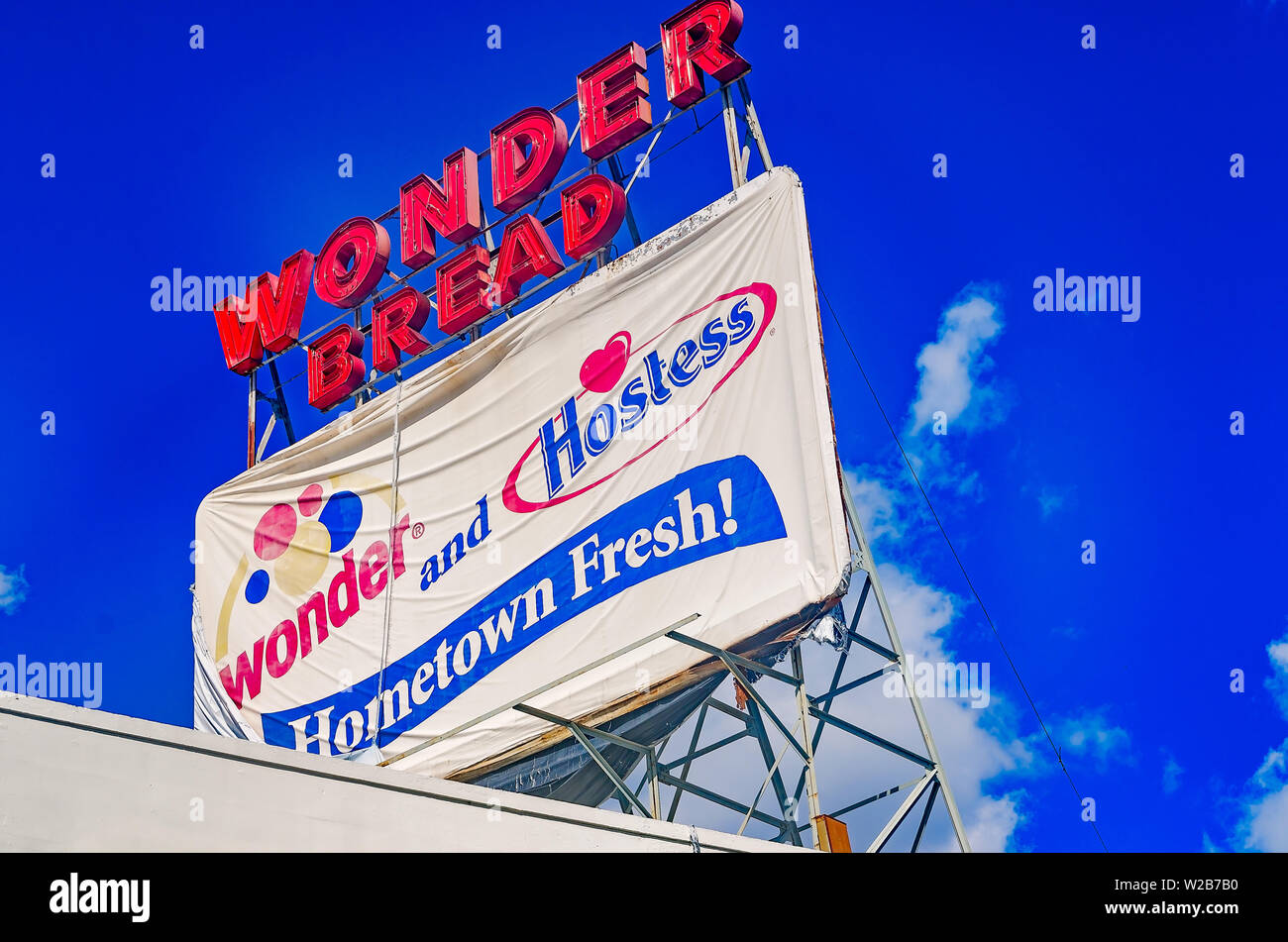 Vintage signage rimane a meraviglia il pane panificio, Sett. 12, 2015, a Memphis, Tennessee. Foto Stock