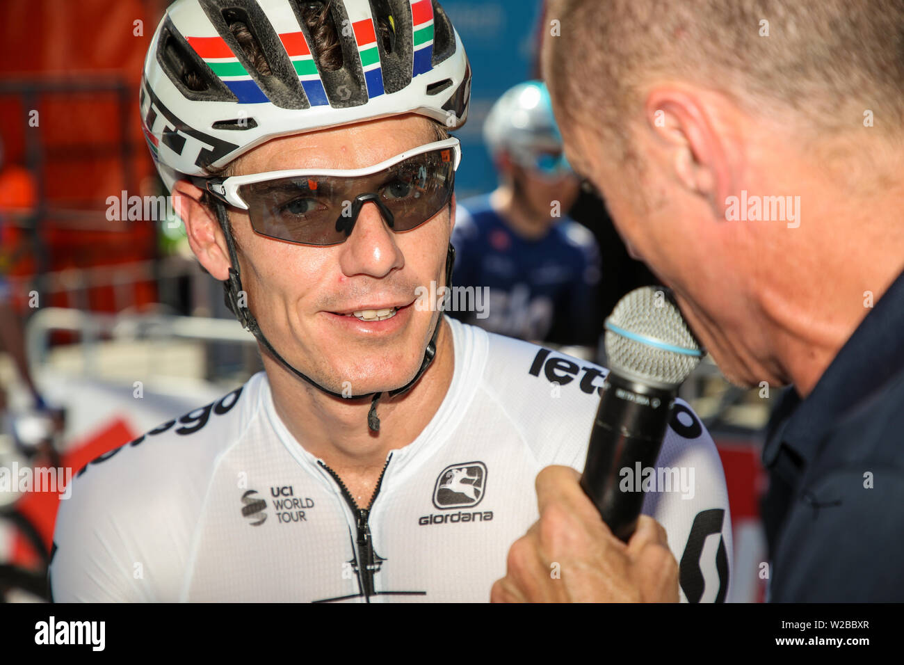 ADELAIDE, Australia - 13 gennaio. Daryl IMPEY del Sud Africa e Mitchelton-SCOTT all'inizio del Down Under Classic Foto Stock