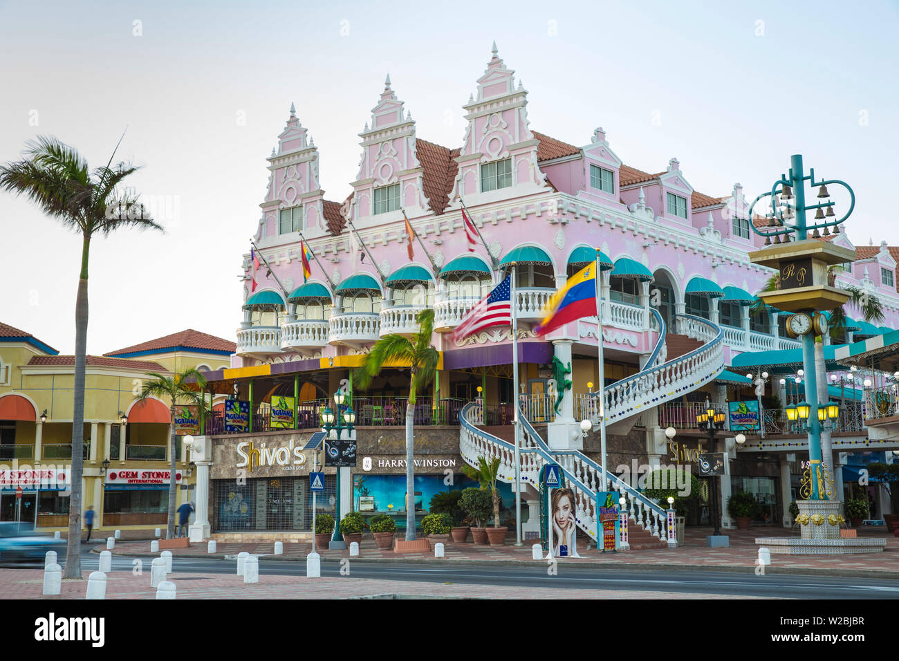 Caraibi, Antille olandesi, Aruba Oranjestad, Royal Plaza Mall Foto Stock
