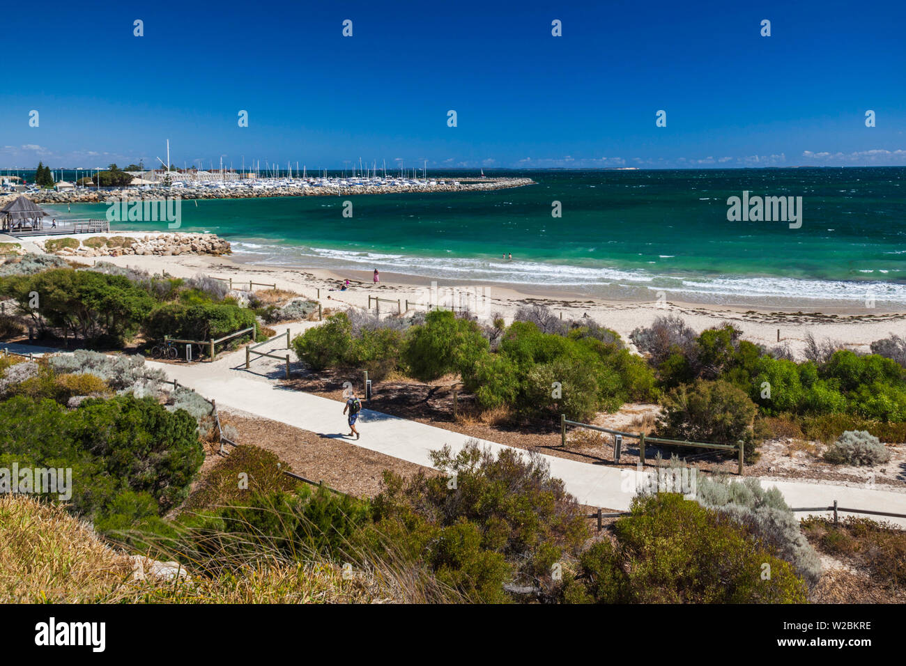Australia, Australia occidentale, Freemantle, Arthur Testa, bagnanti spiaggia, vista in elevazione Foto Stock