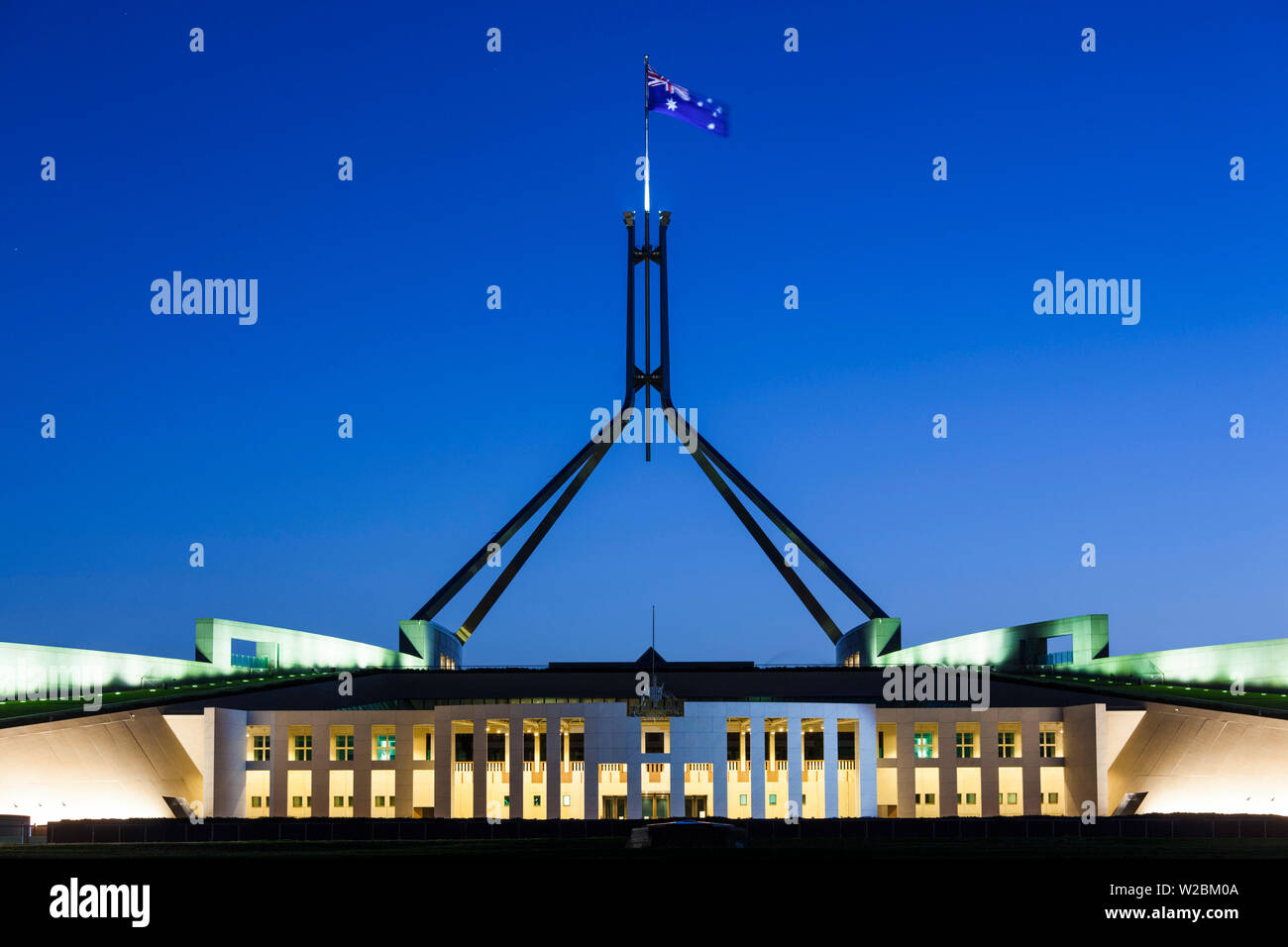 Australia, Territorio della Capitale Australiana, ACT, Canberra, la Casa del Parlamento, crepuscolo Foto Stock