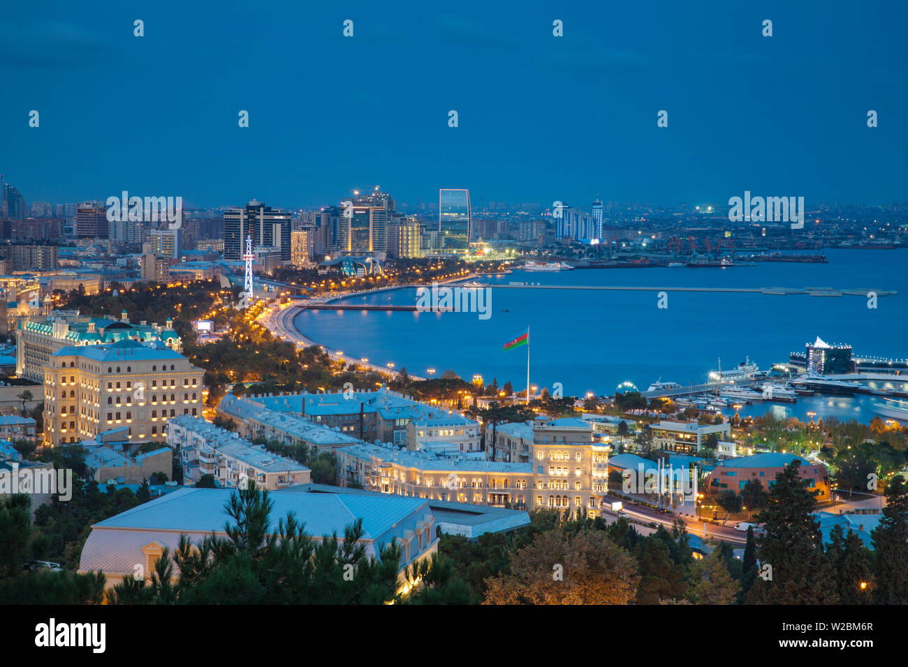 Azerbaigian, Baku, in vista della baia di Baku Foto Stock