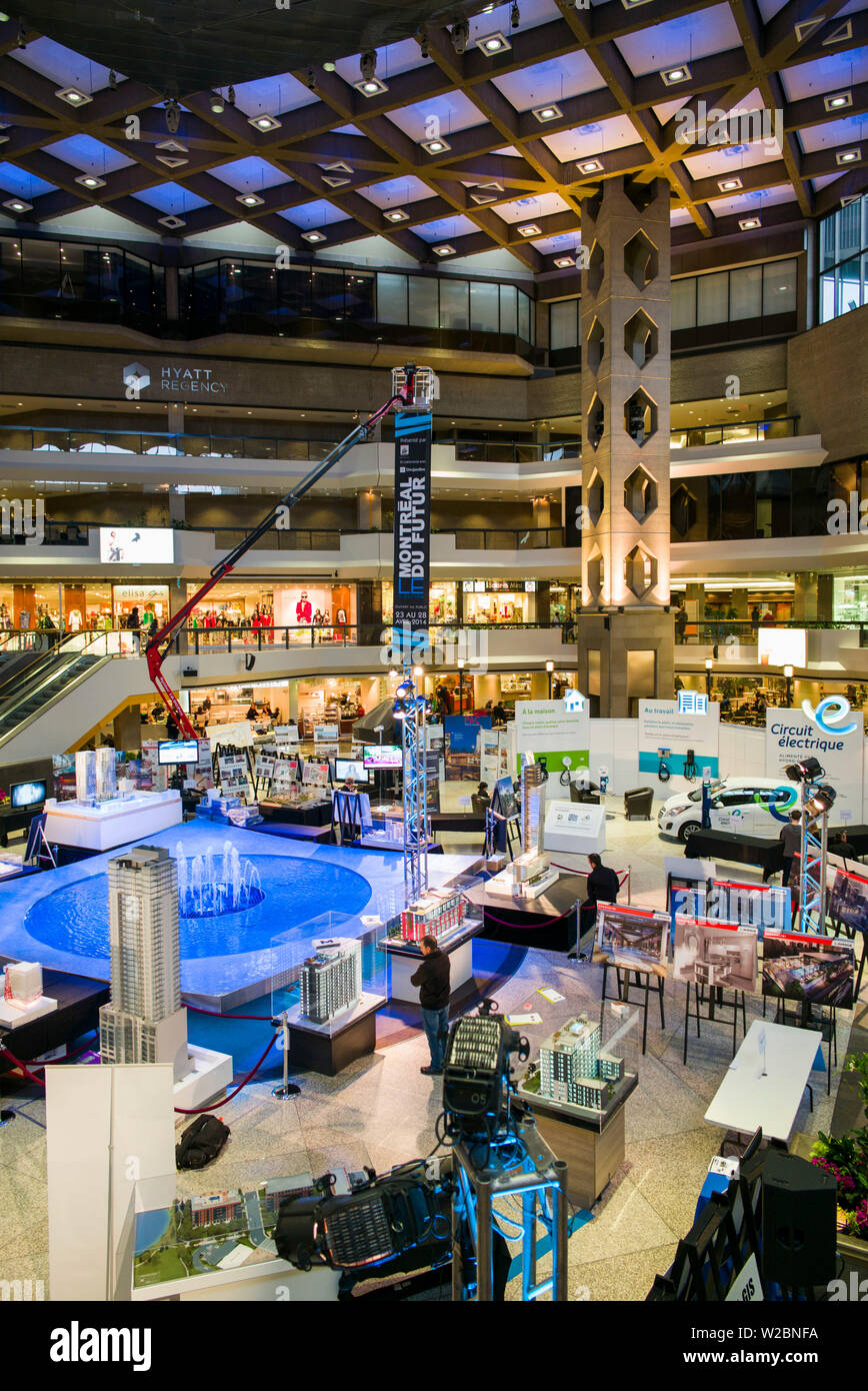 Canada Quebec, Montreal, Complexe Desjardins, centro commerciale interno Foto Stock