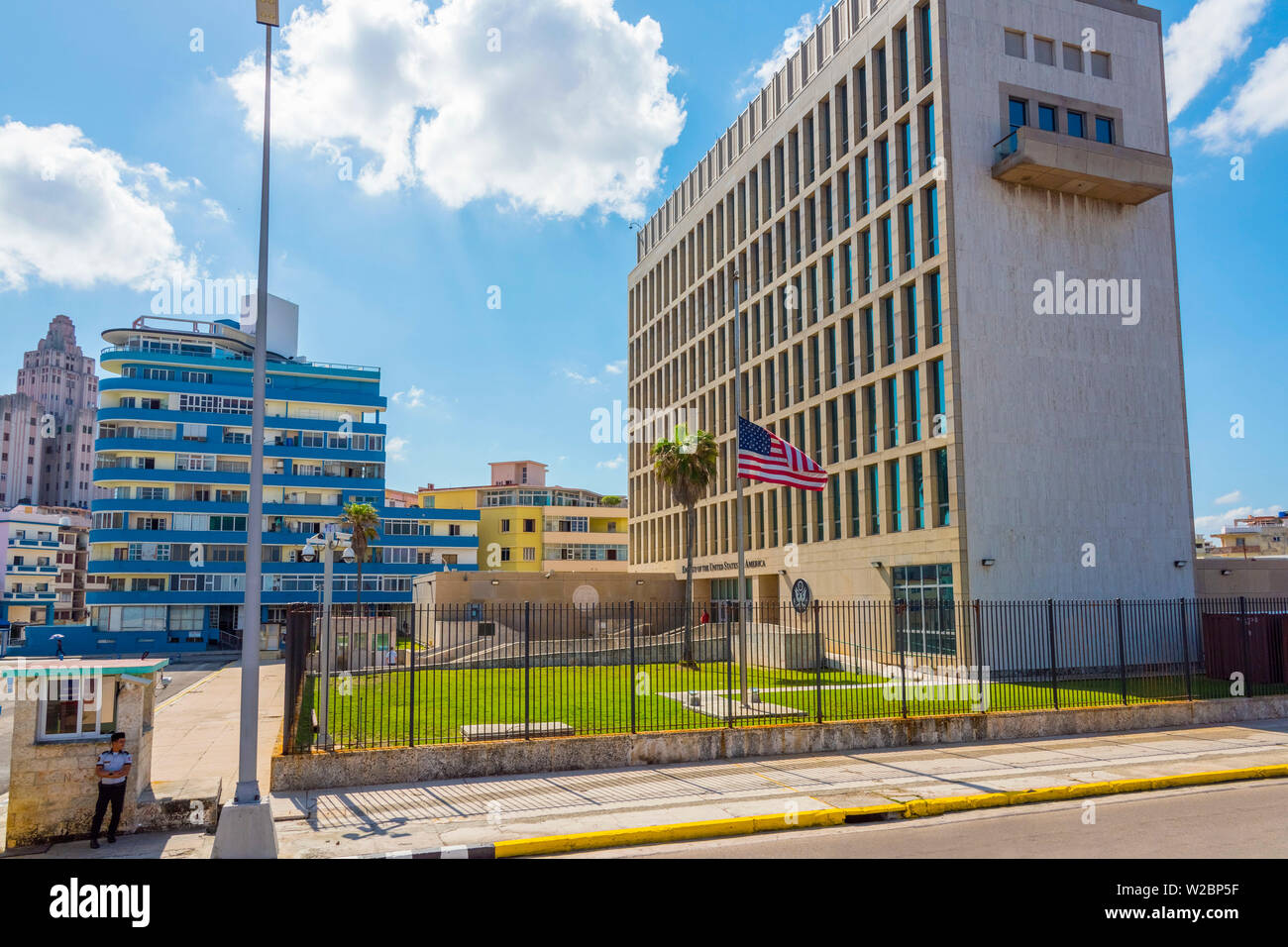 Cuba, La Habana, Vedado, AMBASCIATA AMERICANA Foto Stock