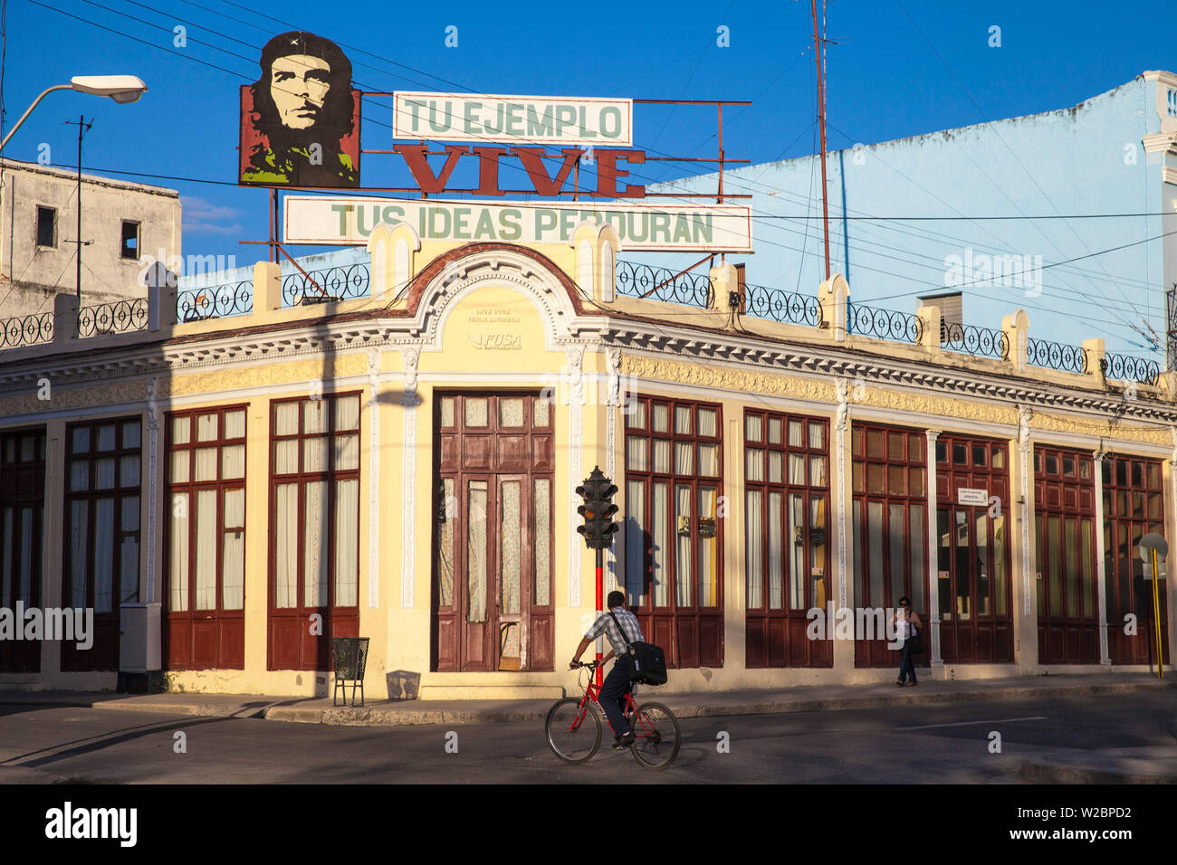 Cuba, Cienfuegos, scene di strada vicino al Parque MartÃ- Foto Stock