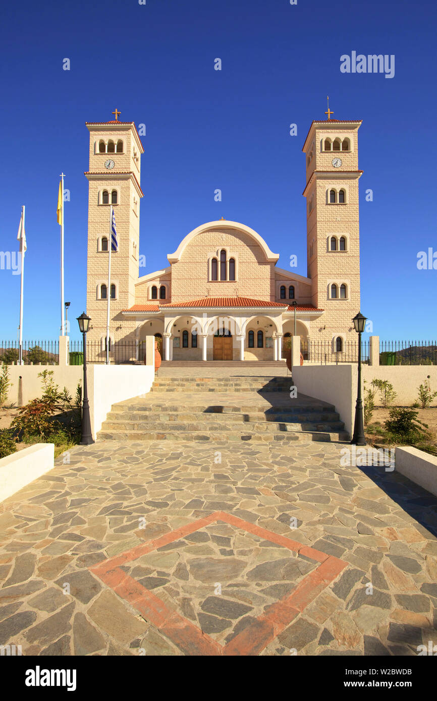 Nuova Chiesa di Timiou Prodromou, Kornos, Cipro, Mediterraneo orientale Mare Foto Stock