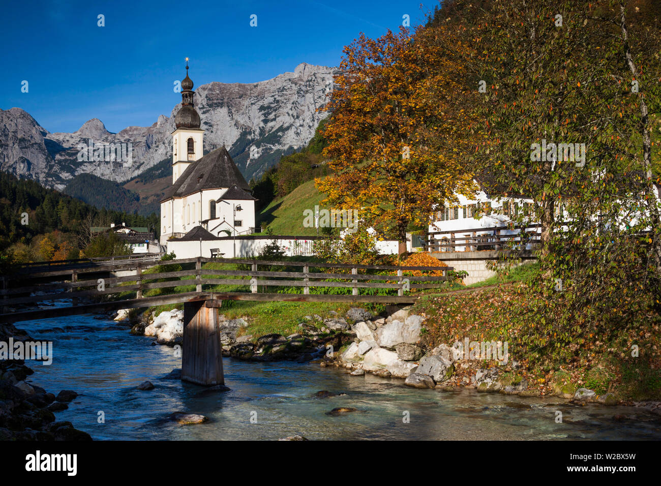 In Germania, in Baviera, Ramsau, Ramsau chiesa, caduta Foto Stock