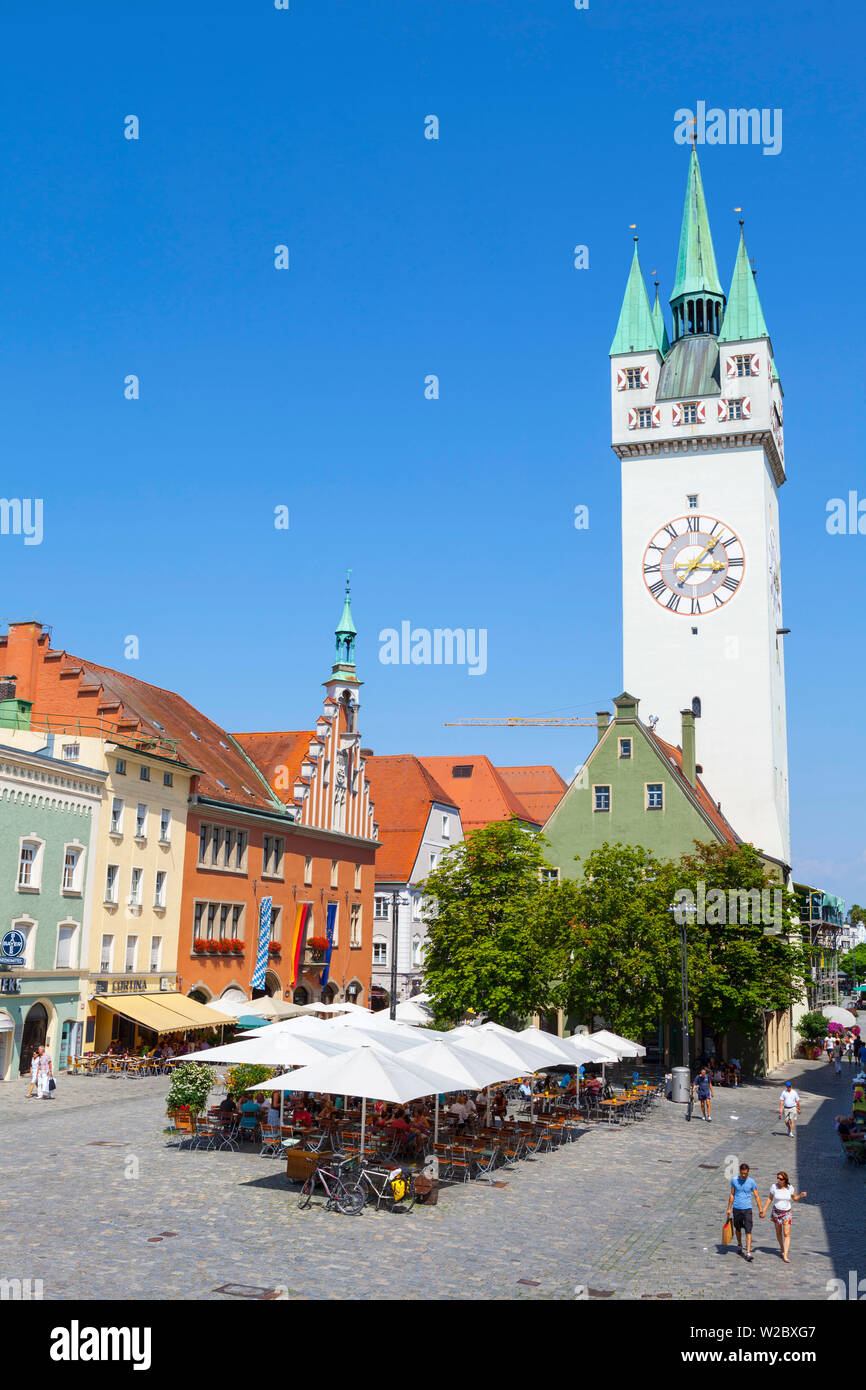 Città torre sulla Theresienplatz square, Straubing, Bassa Baviera, Baviera, Germania Foto Stock