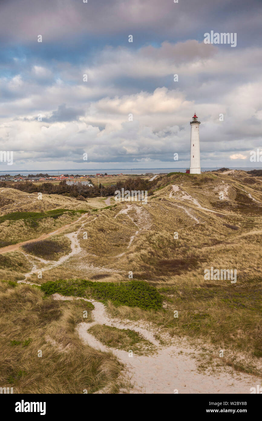 Danimarca, nello Jutland, Danese Riviera, Hvide Sande, Lyngvig Fyr Lighthouse, crepuscolo Foto Stock