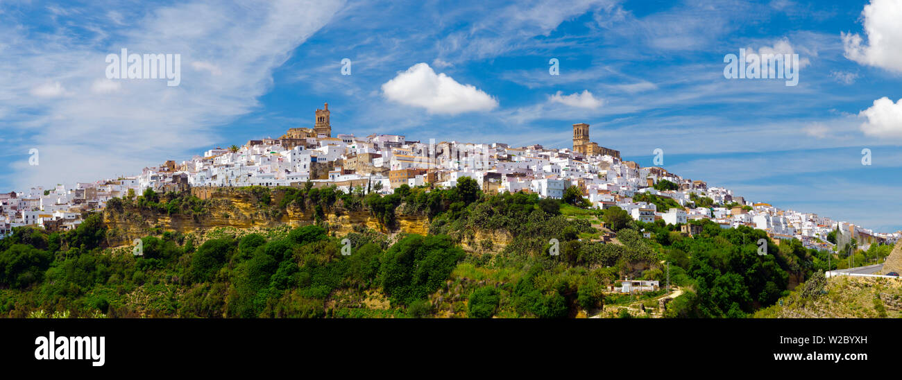 Spagna, Andalusia Cadice provincia, Arcos de la Frontera, un pueblo blanco, villaggio bianco Foto Stock
