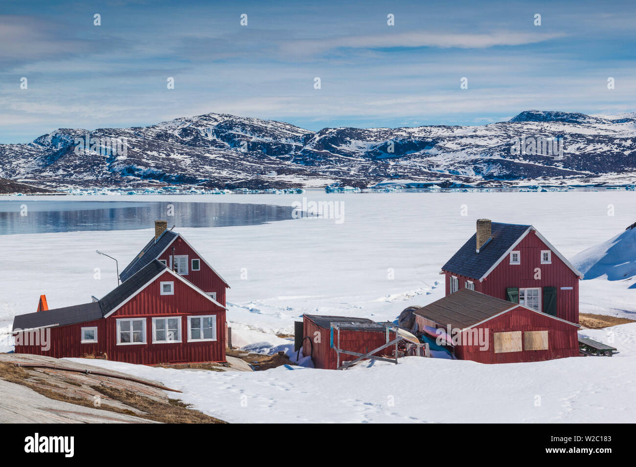 La Groenlandia, Disko Bay, Oqaatsut, edifici del villaggio Foto Stock