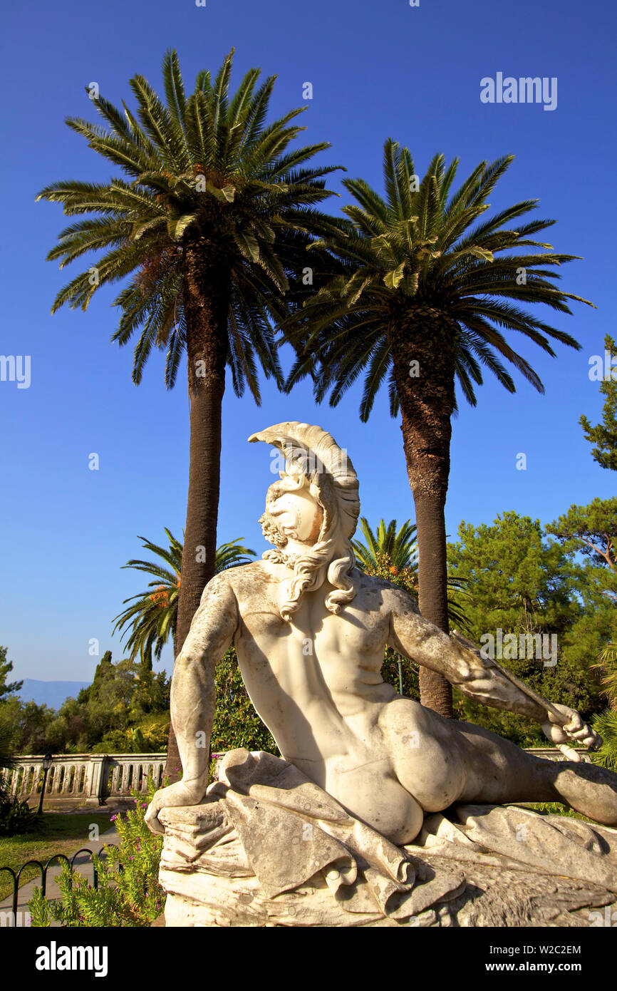Statua di morire Achille, Achilleion giardini, CORFU, ISOLE IONIE, isole greche, Grecia, Europa Foto Stock