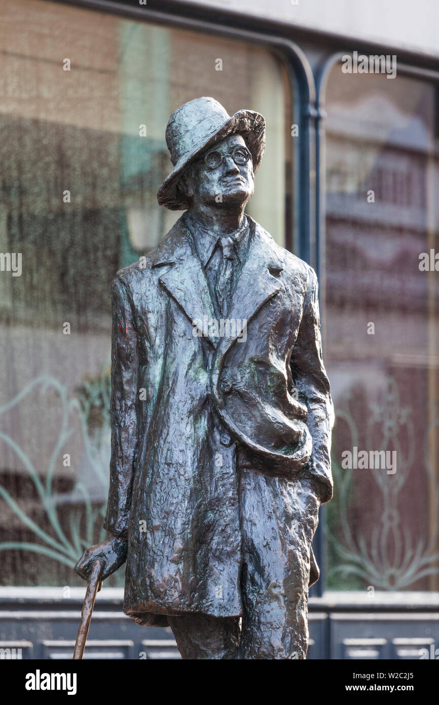 Irlanda, Dublino, James Joyce statua, North Earl Street Foto Stock
