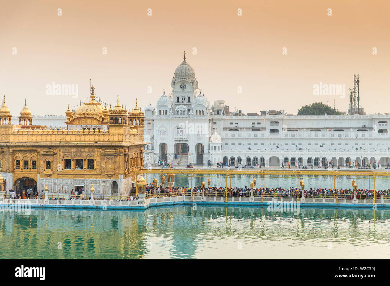 India Punjab, Amritsar e l'Harmandir Sahib, noto come il Tempio d'Oro Foto Stock