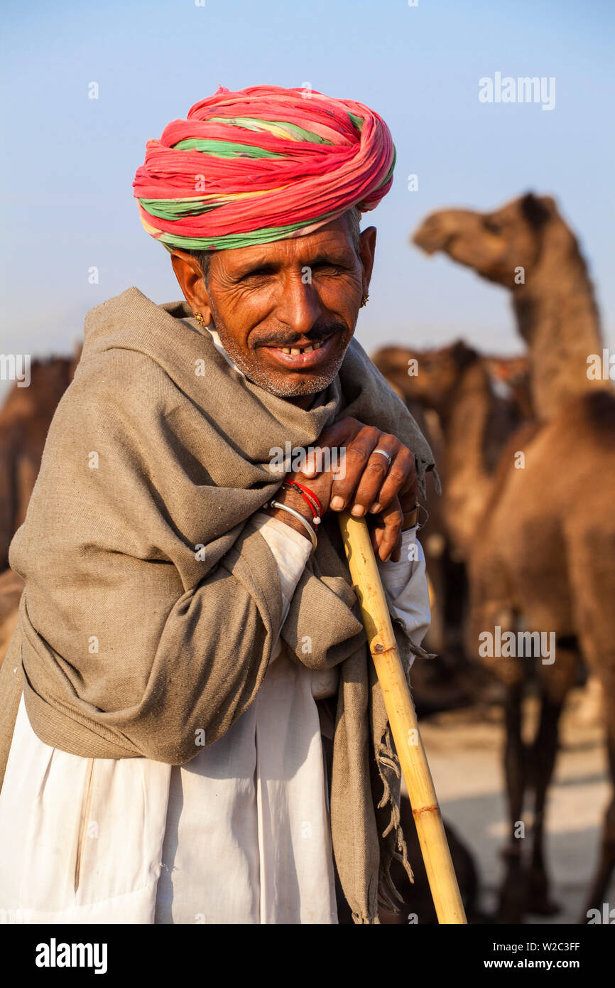 India Rajasthan, Pushkar, Camel commerciante a Pushkar Camel Fair Foto Stock