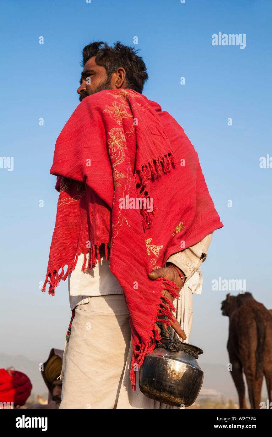 India Rajasthan, Pushkar, Camel commerciante a Pushkar Camel Fair Foto Stock