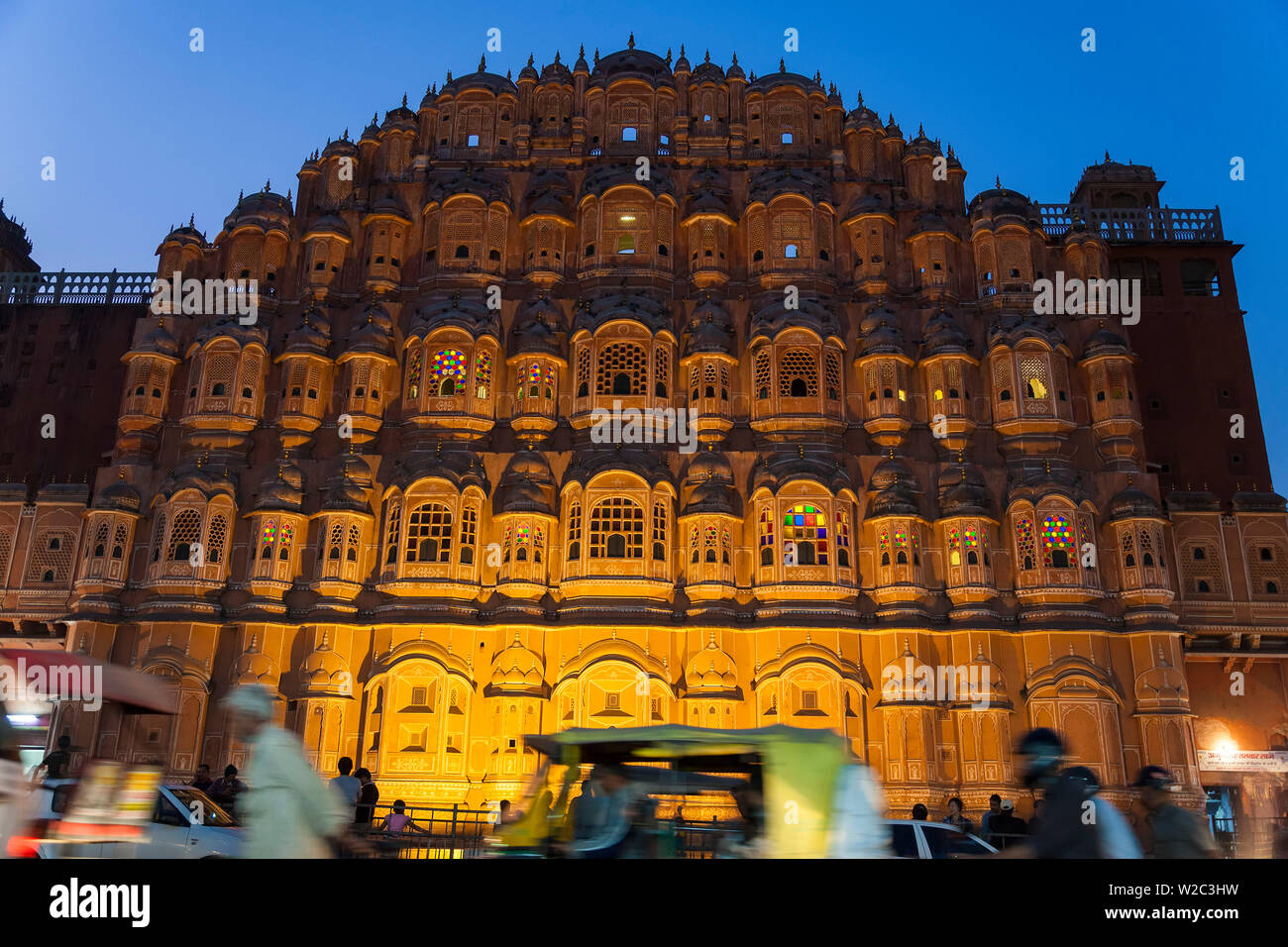 Palazzo dei venti (Hawa Mahal) al tramonto, Jaipur, Rajasthan, India Foto Stock