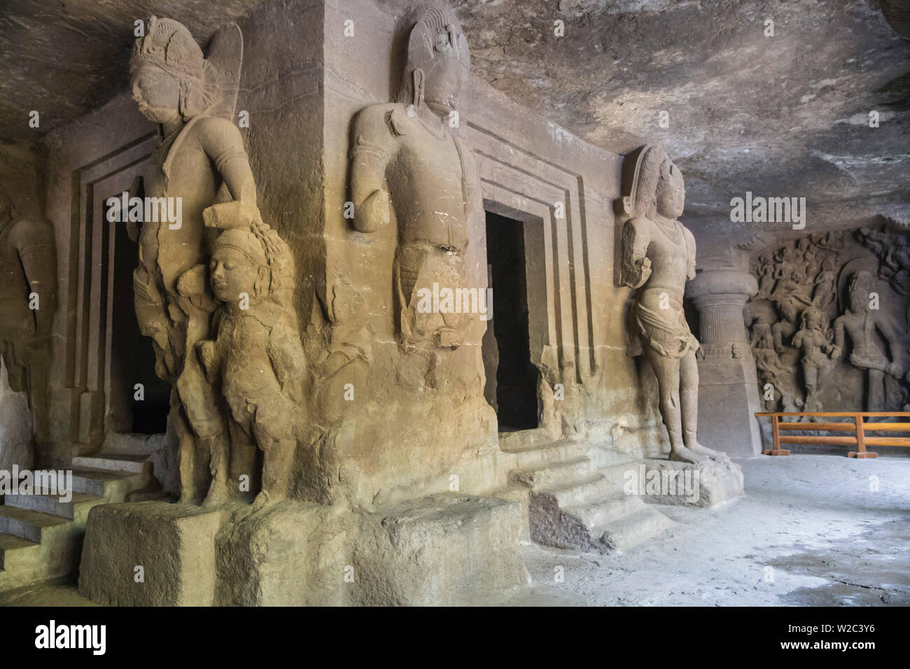 India Maharashtra, Mumbai, isola Elephanta grotta templi, un sito Patrimonio Mondiale dell'Unesco Foto Stock