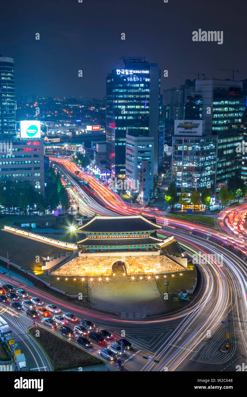 Sungnyemun Gate (Mercato Namdaemun Gate), Seul, Corea del Sud Foto Stock