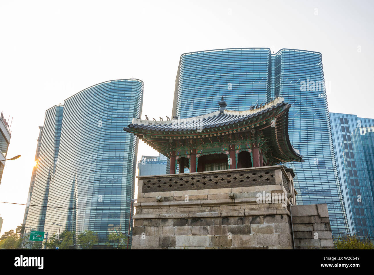 Dongsipjagak torre di guardia, Seoul, Corea del Sud Foto Stock