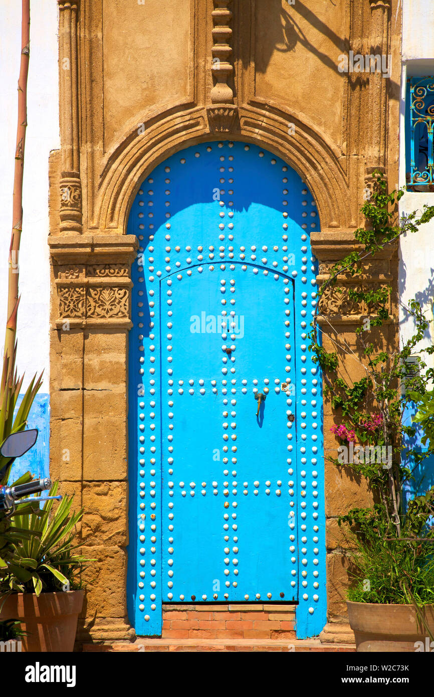 Marocchina tradizionale sportello decorativo, Rabat, Marocco, Africa del Nord Foto Stock