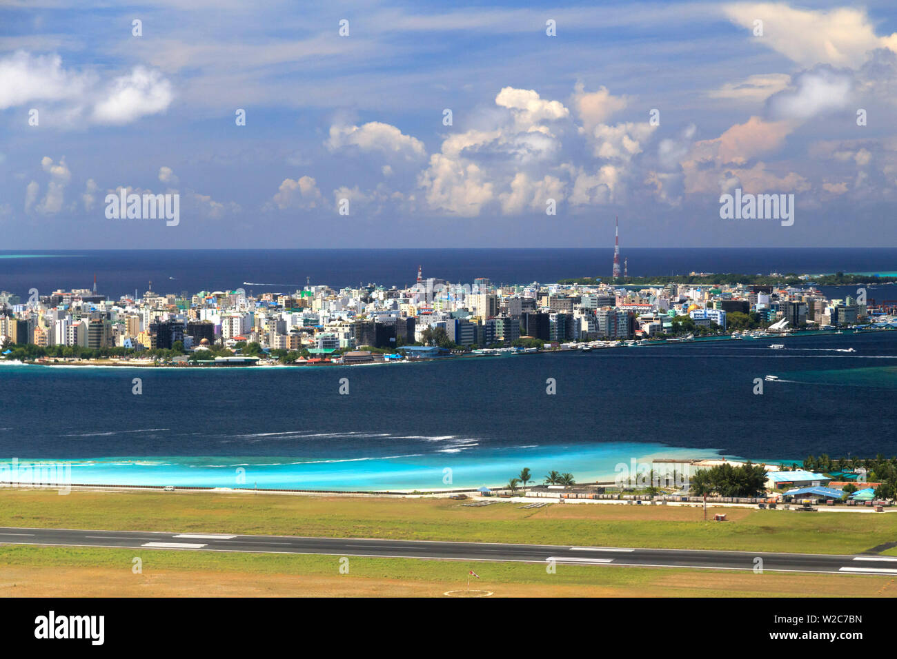 Maldive, maschio, vista aerea dei maschi di città e dell'isola Foto Stock