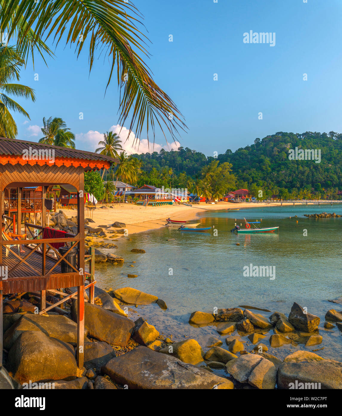 Malaysia, Pahang, Pulau Tioman (Isola di Tioman), Salang Bay, Salang Village (Kampung Salang) Foto Stock