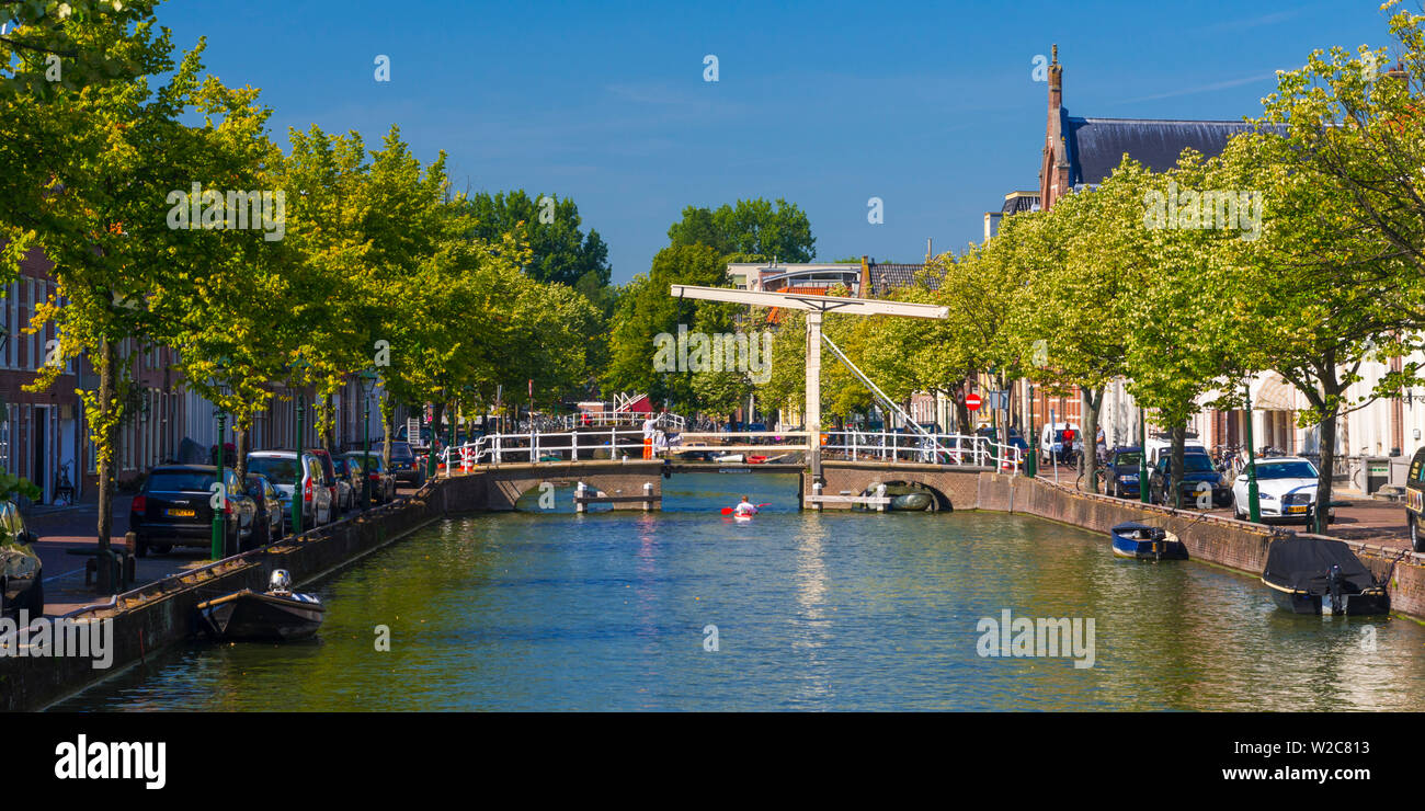 Paesi Bassi, North Holland (Olanda settentrionale), Alkmaar, Oudegracht Foto Stock