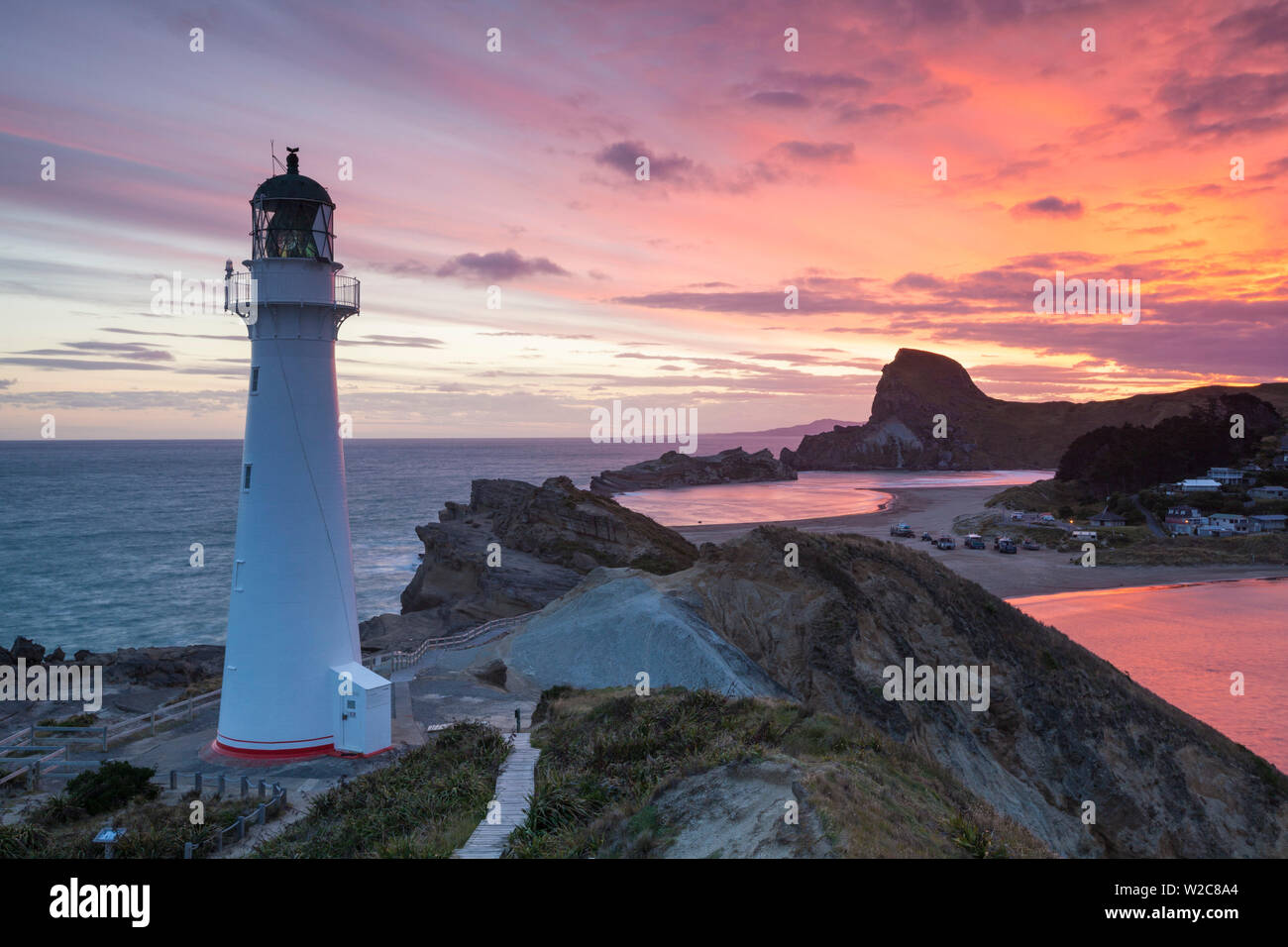 Faro di Castlepoint, Wairarapa, Isola del nord, Nuova Zelanda Foto Stock