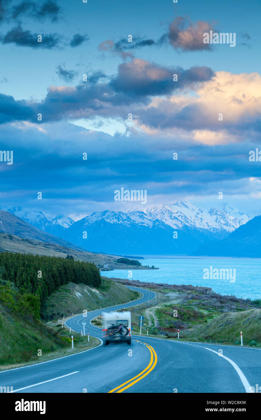 Mount Cook (Aoraki), il Lago Pukaki, Mackenzie Country, Canterbury, Isola del Sud, Nuova Zelanda Foto Stock