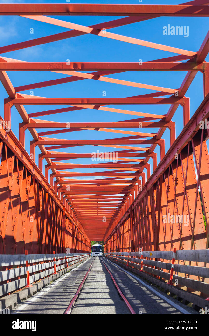 Nuova Zelanda, Isola del Sud, West Coast, a Greymouth, treno e auto bridge, Autostrada costiera 6 Foto Stock