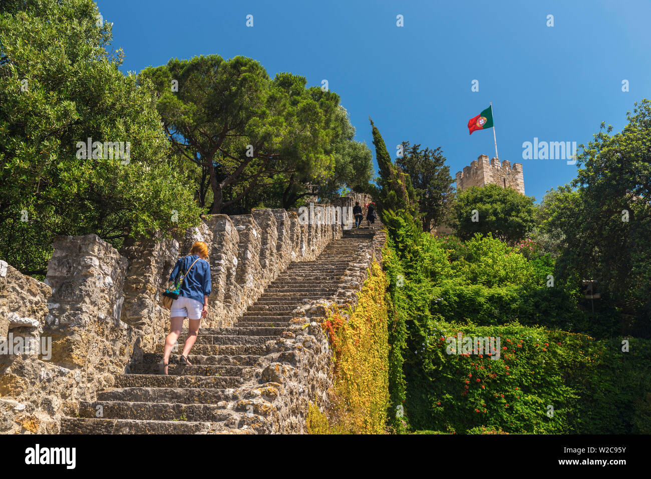 Il Portogallo, Lisbona, quartiere di Alfama, Castelo de Sao Jorge Foto Stock