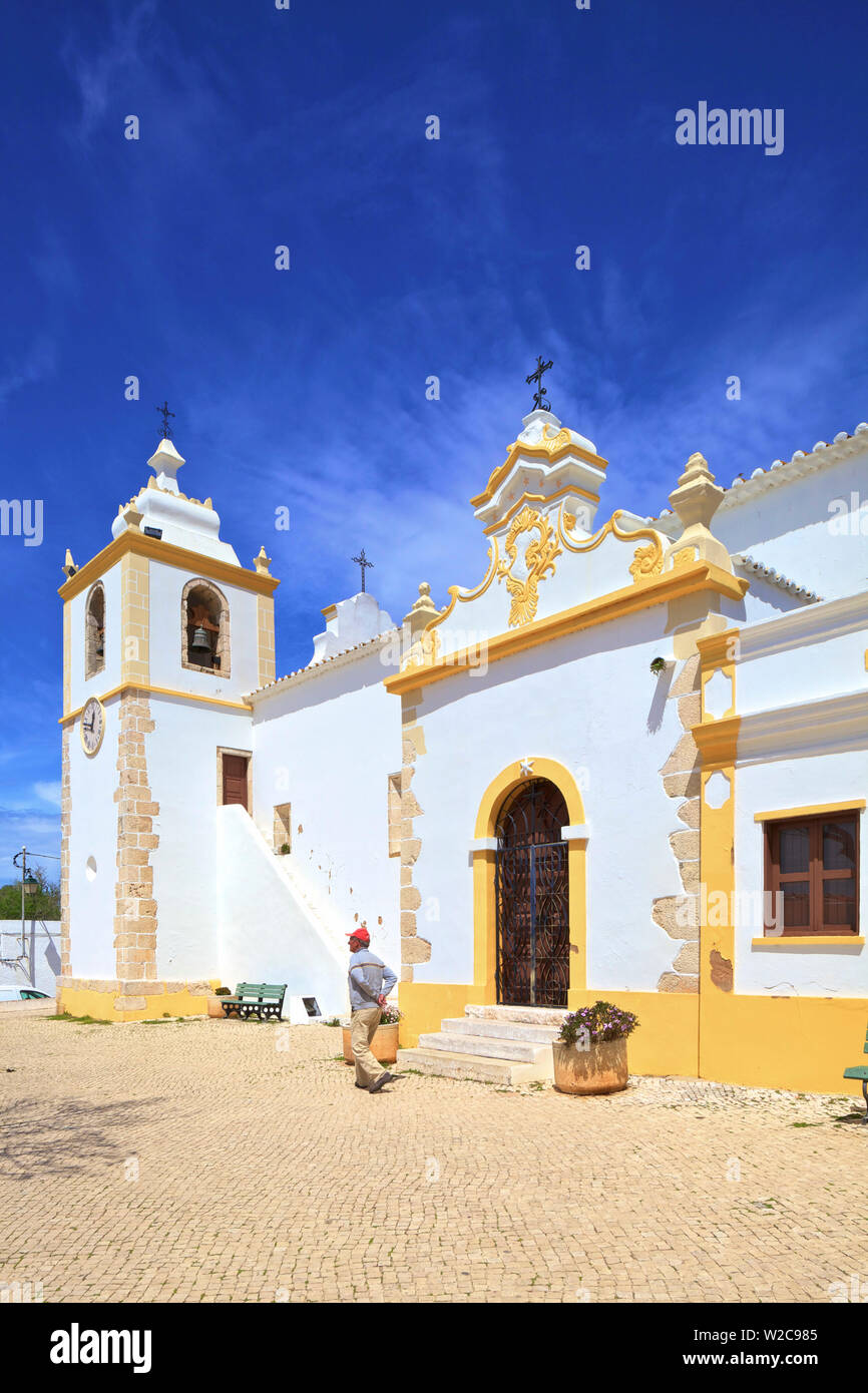 La Chiesa del Divino Salvatore, Alvor, Algarve Orientale, Algarve, Portogallo, Europa Foto Stock
