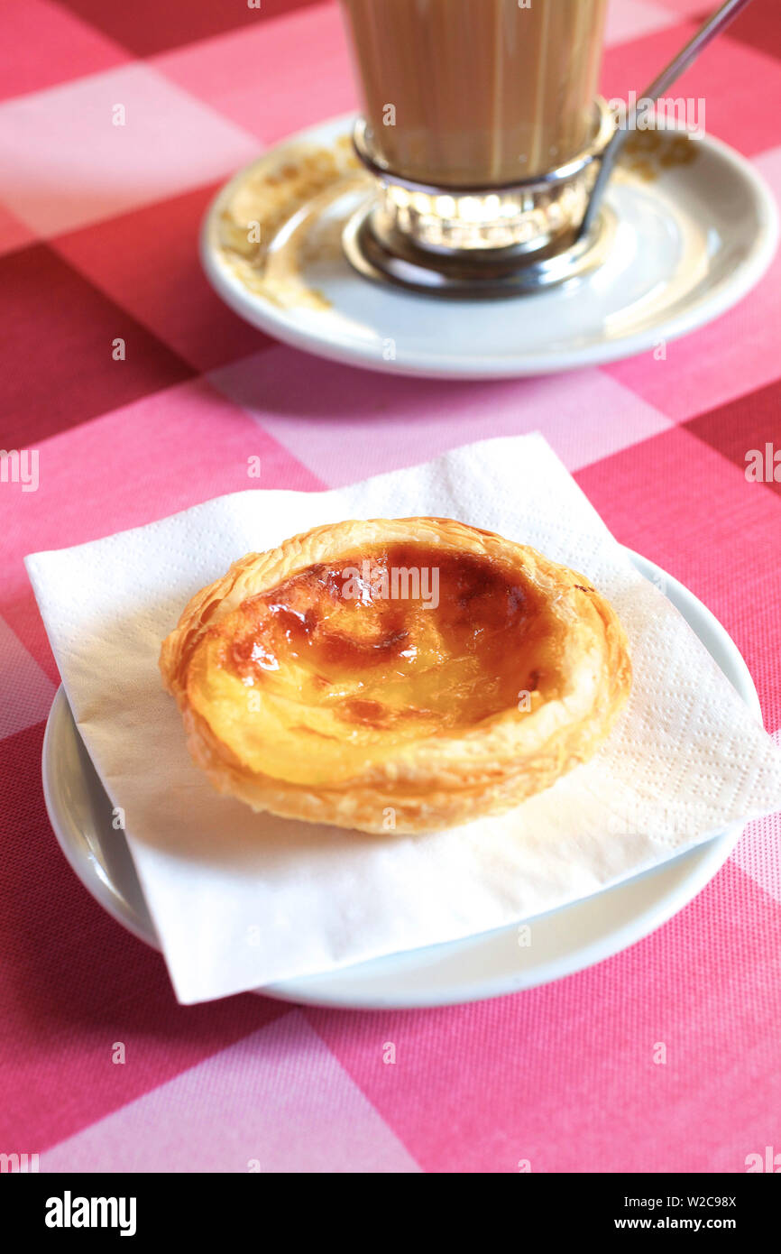 Crema portoghese Tart, Algarve Orientale, Algarve, Portogallo, Europa Foto Stock