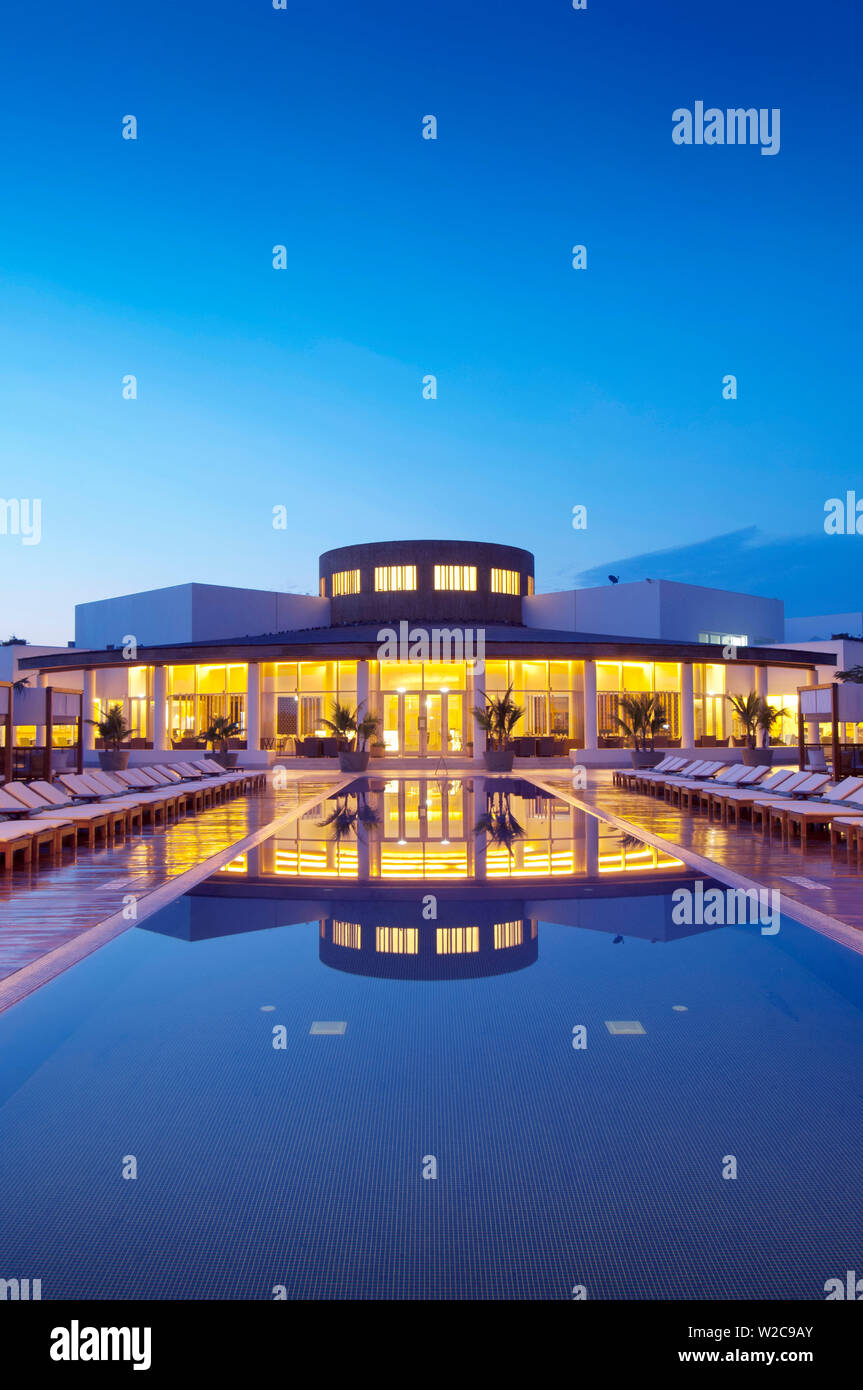 Il Perù, Paracas, Hilton Hotel Paracas, piscina, Dawn, Regione di Ica Foto Stock