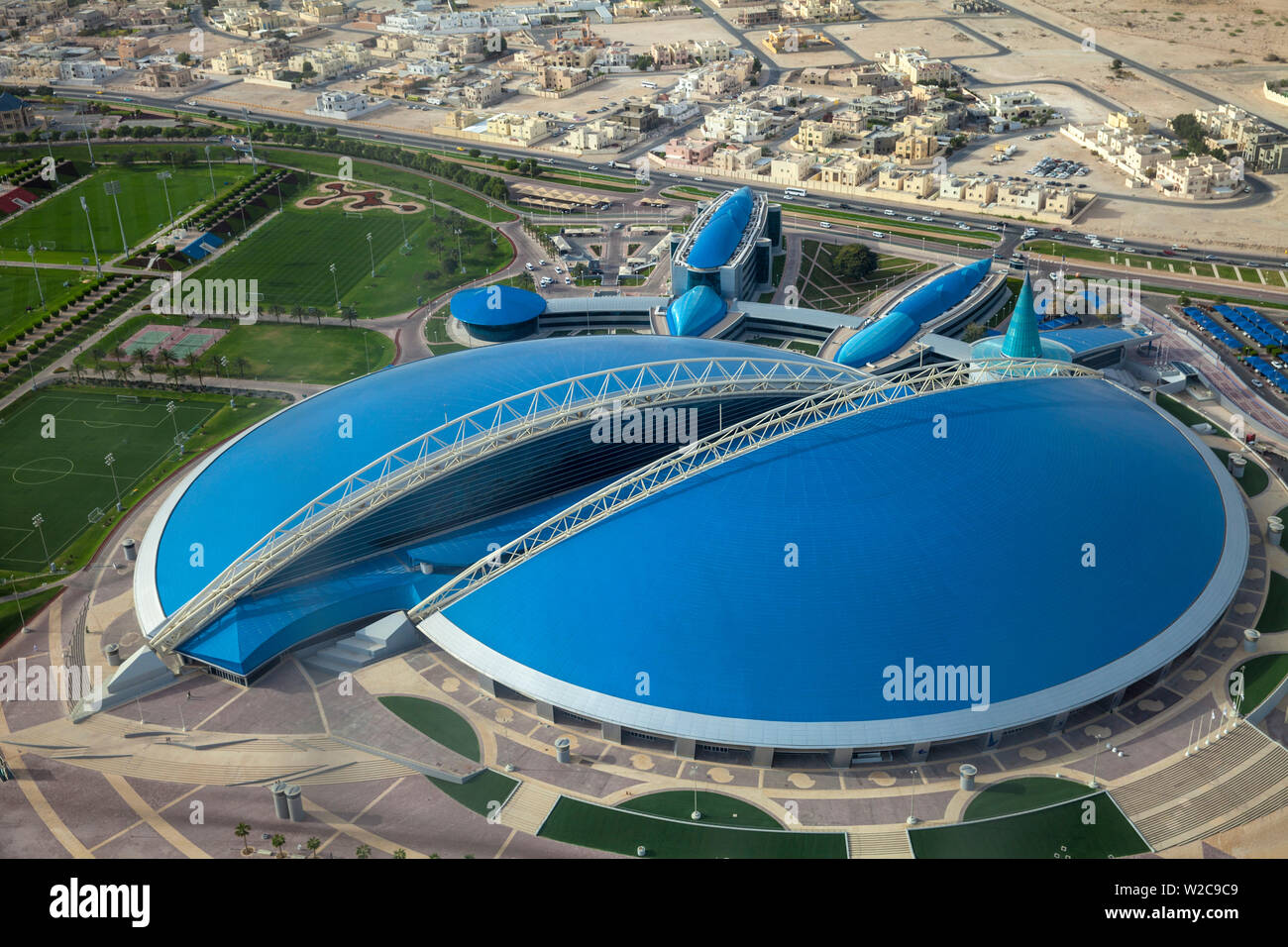 Il Qatar Doha, vista di ambire al centro sportivo Foto Stock