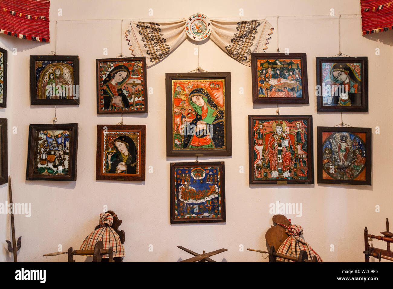 La Romania, Transilvania, Sibiel, Zosim Oancea raccolta Icona, Romania la più grande collezione di icone religiose, interno Foto Stock