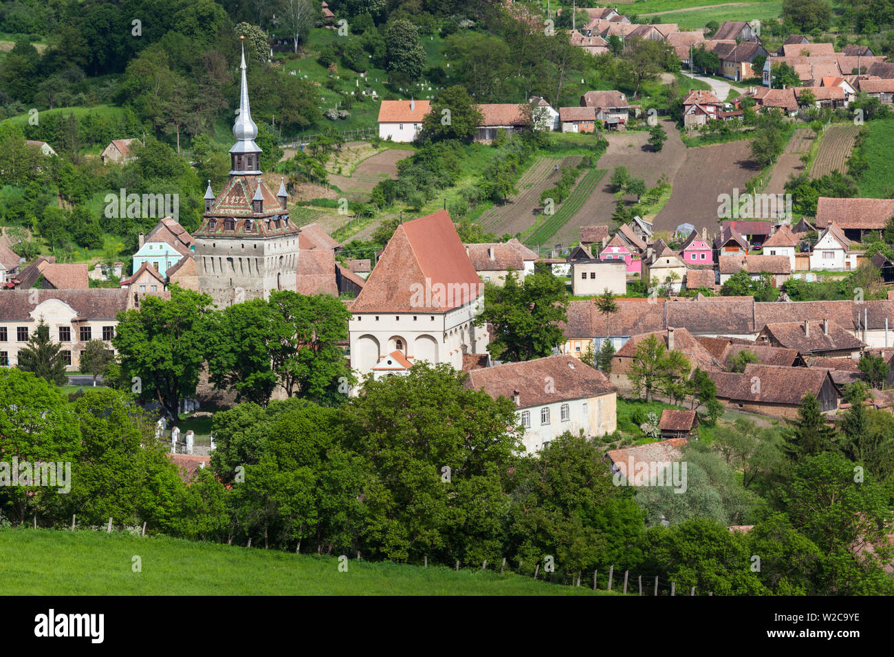 La Romania, Transilvania, Saschiz, fortificata sassone, chiesa del XV secolo, vista in elevazione Foto Stock