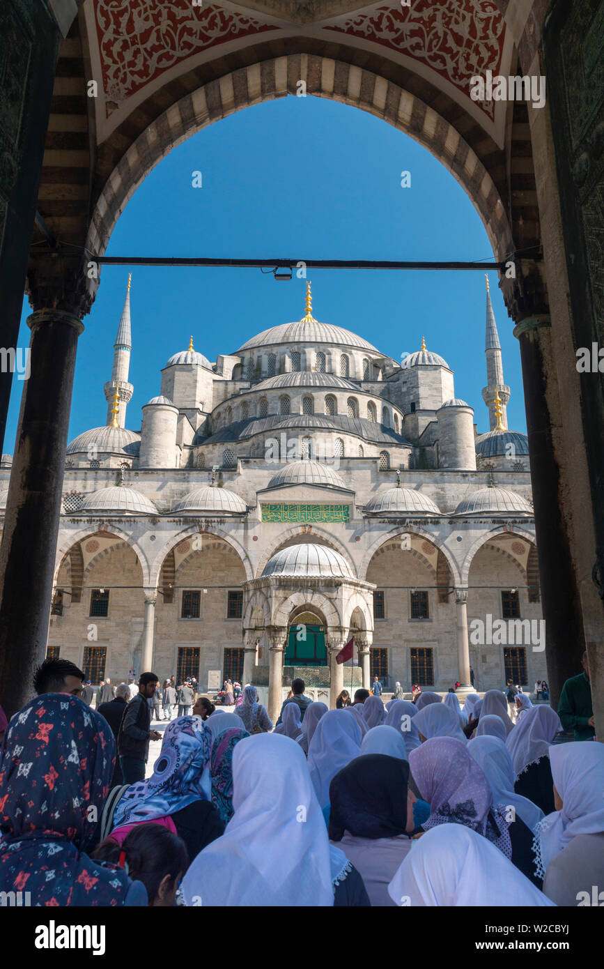 Turchia, Istanbul, Sultanahmet, la Moschea Blu (Sultan Ahmed moschea o Sultan Ahmet Camii) Foto Stock