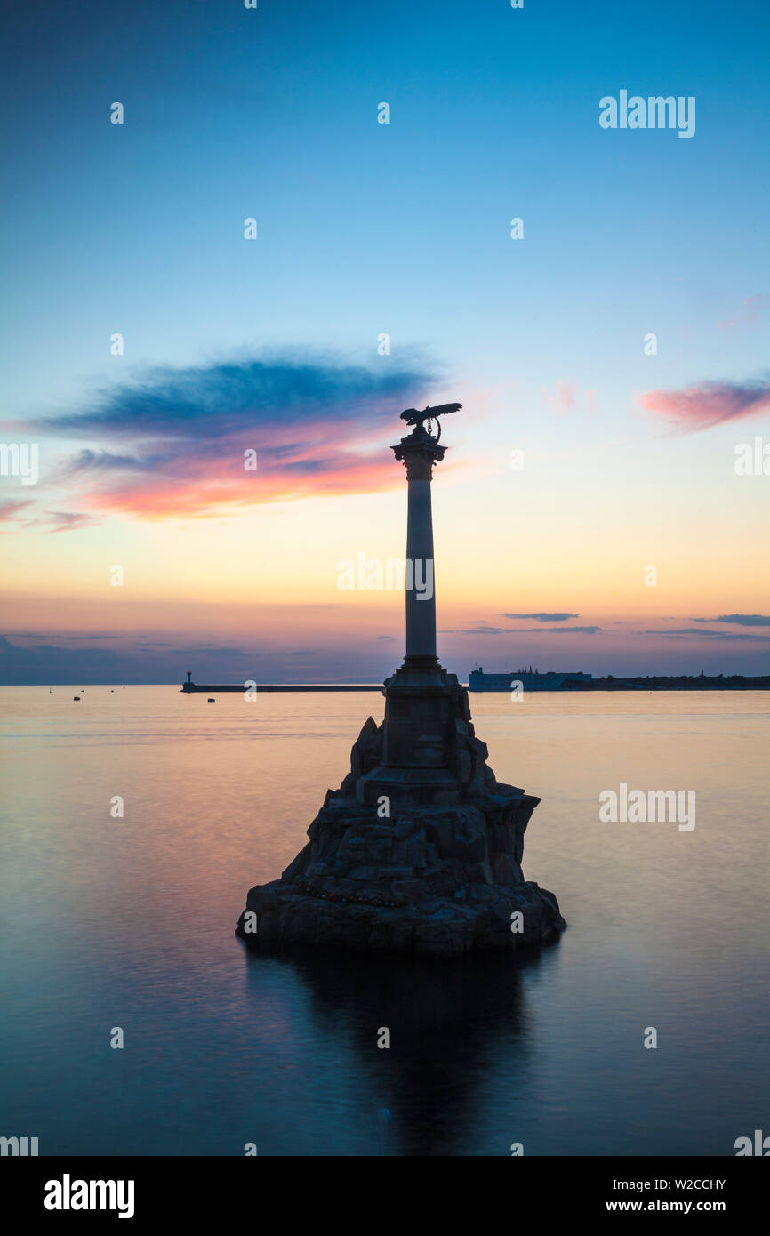 Ucraina, Crimea, Sebastopoli, colonna Eagle - Monumento alle navi passeggere Foto Stock