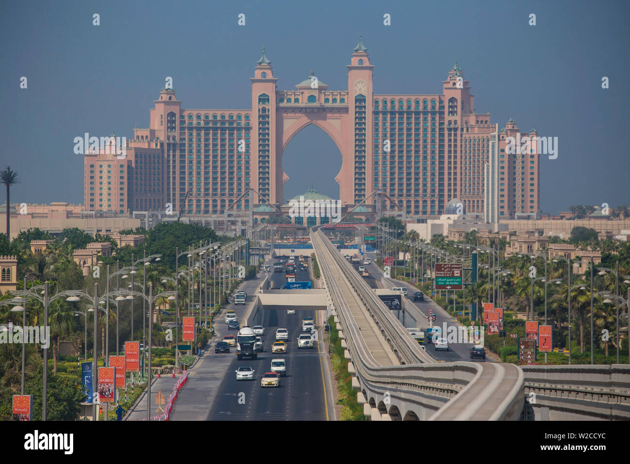 Emirati Arabi Uniti Dubai Palm Jumeirah island, Atlantis Palm Foto Stock