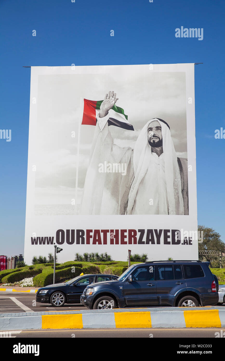 Emirati Arabi Uniti, Abu Dhabi, affissioni di nostro padre Zayed Foto Stock