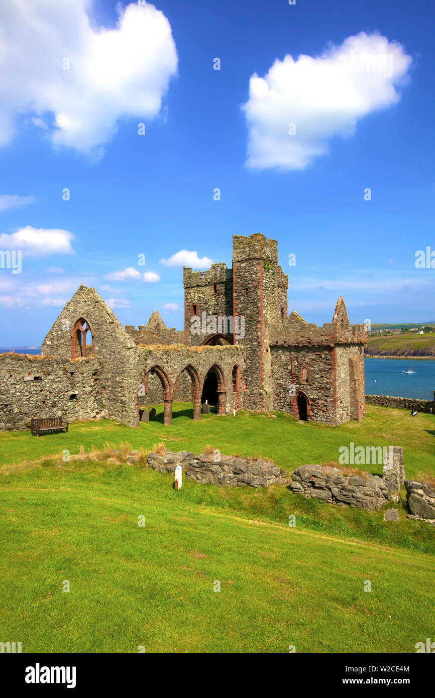 Originale Cattedrale di pelare, sbucciare castello, San Patrizio isola, Isola di Man Foto Stock