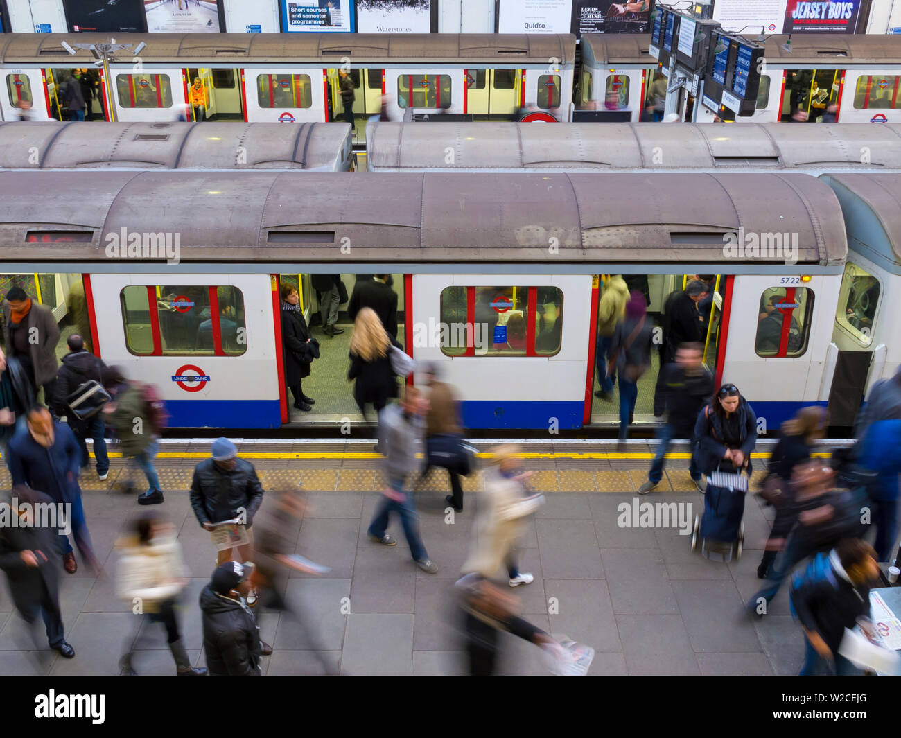 Regno Unito, Inghilterra, Londra, la stazione della metropolitana di Earl's Court Foto Stock