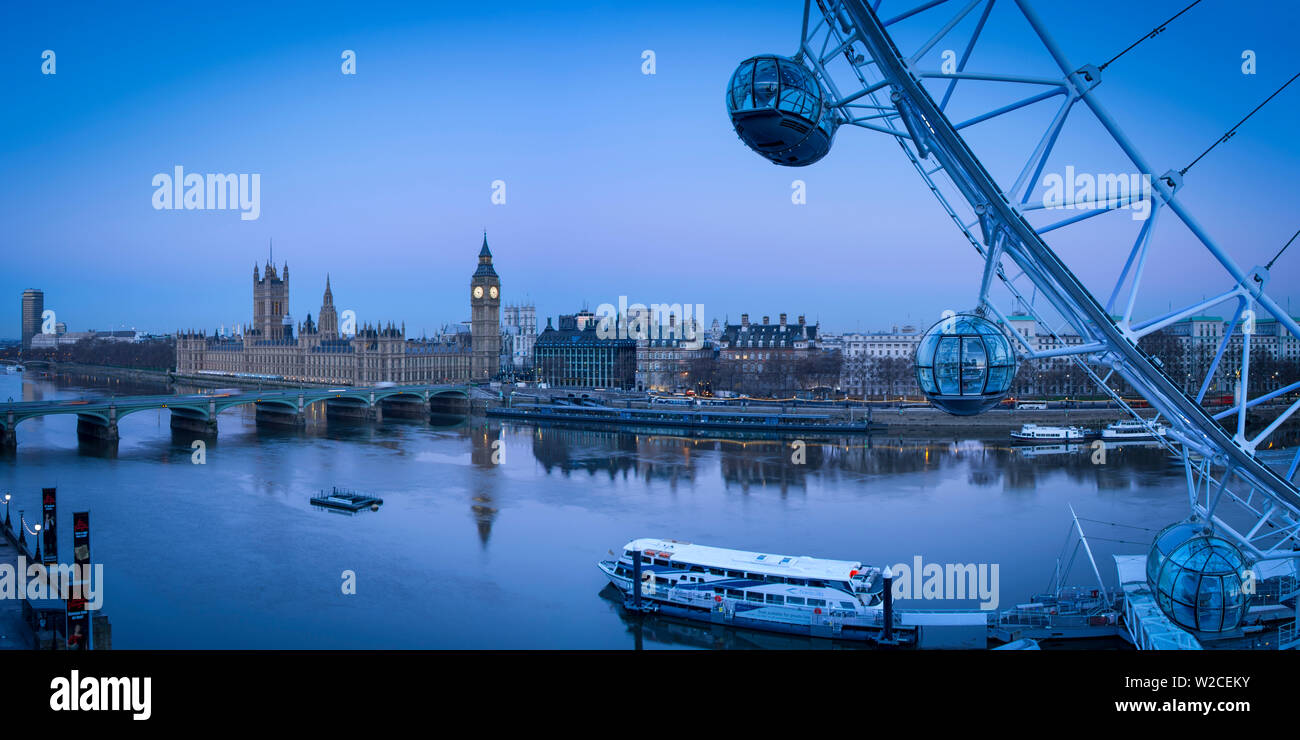 Il London Eye e la Casa del Parlamento, il London, England, Regno Unito Foto Stock