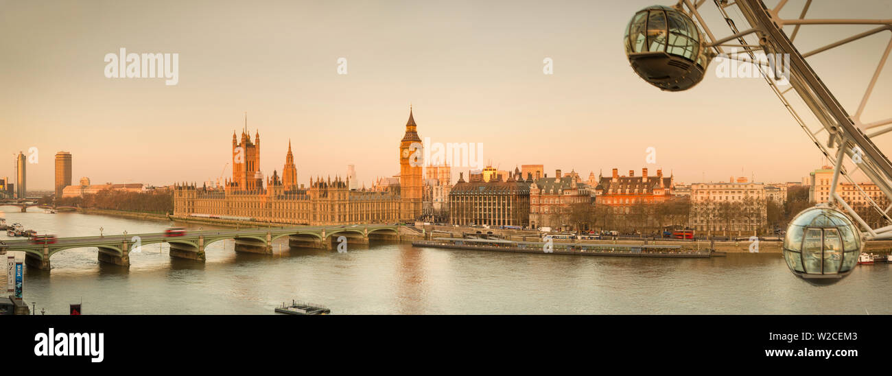 Il London Eye e la Casa del Parlamento, il London, England, Regno Unito Foto Stock