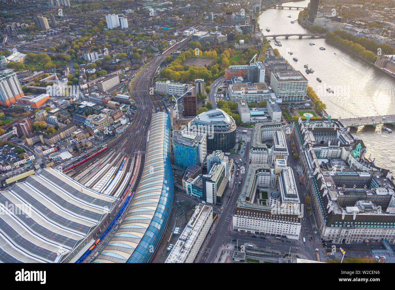 Vista aerea da elicottero, la stazione di Waterloo, Londra, Inghilterra Foto Stock